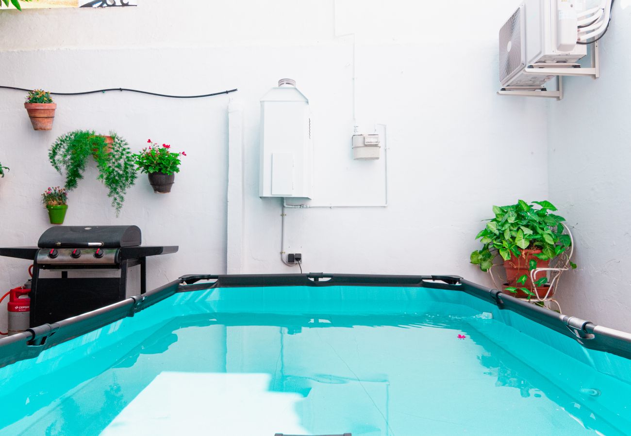 Apartment in Seville - Edomus El Patio del Limonero